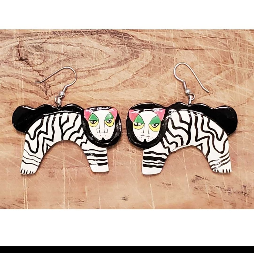 Vintage 80s Carved Wooden Zebra Drop Earrings